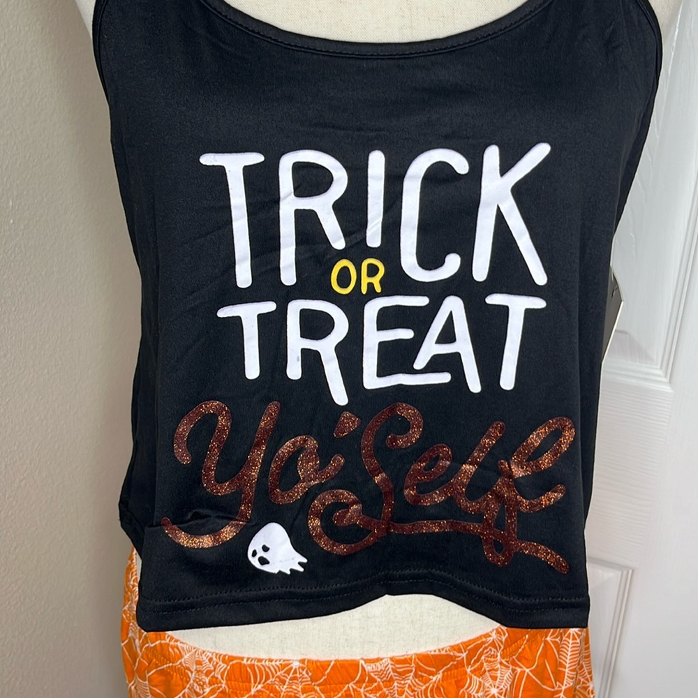 TRICK or TREAT YO’SELF PAJAMA SET, NWT